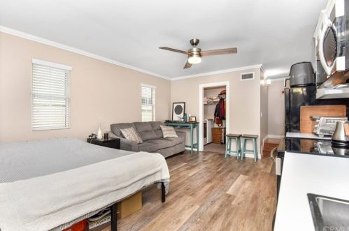 6003 Eckleson St, Lakewood CA  90713-1910 exterior