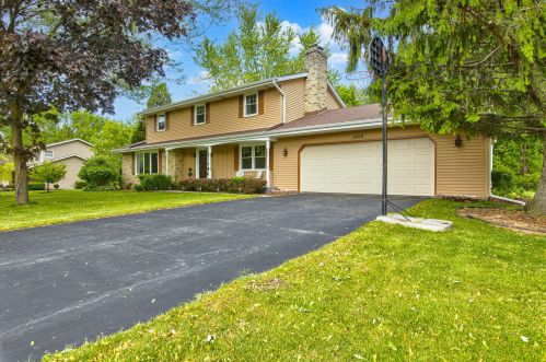 12510 Portland Ave, Thiensville WI  53092-2633 exterior