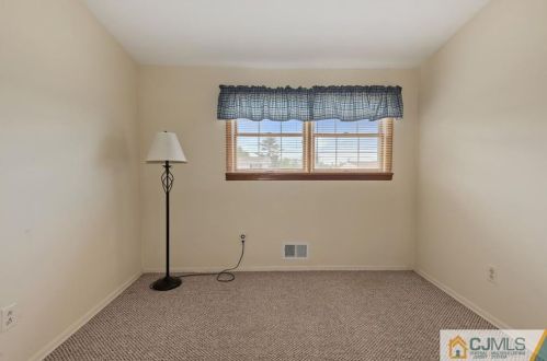 28 Holly St, Old Bridge NJ  08857-2259 exterior