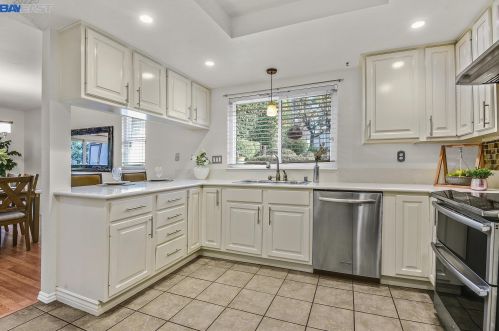 1860 Deep Creek Ct, San Jose CA  95148-1403 exterior