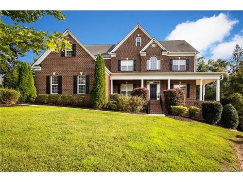 4113 Thames River Pl, Harrisburg, NC 28075-9692