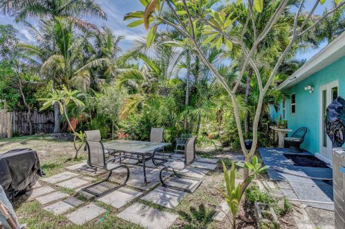 1455 Shannondale Rd, West Palm Beach FL  33406-3233 exterior