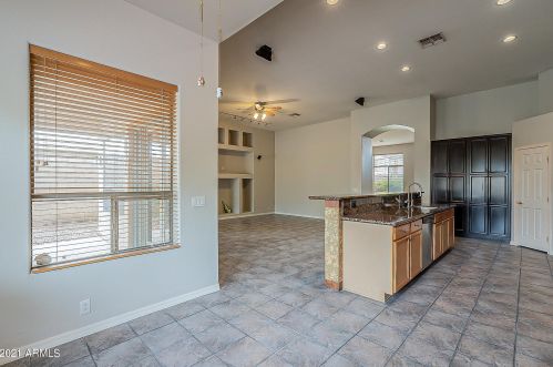 5330 Angela Dr, Scottsdale AZ 85254-6409 exterior