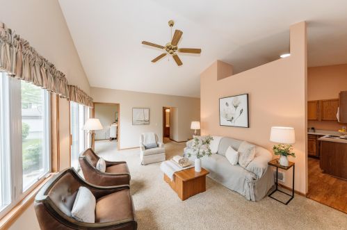 4653 Forest Point Blvd, Waukesha, WI 53151-7482