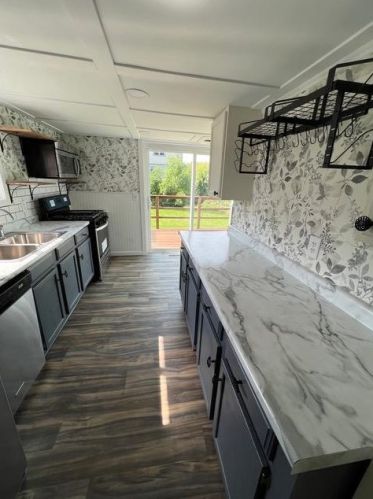 7 Lawton St, Edgerton WI  53534-0021 exterior