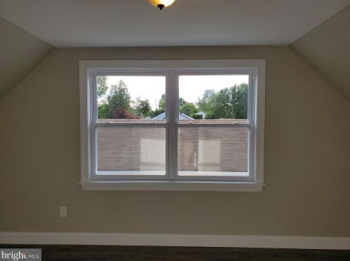 100 Echohill Ln, Willingboro NJ  08046-2206 exterior