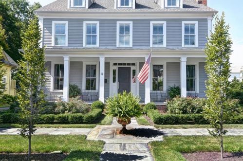 15 Richmond Hill Rd, New Canaan CT  06840-5302 exterior