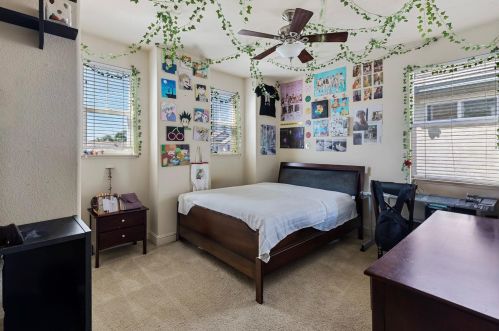 2073 Wyndham Way, Lodi CA  95242-4807 exterior
