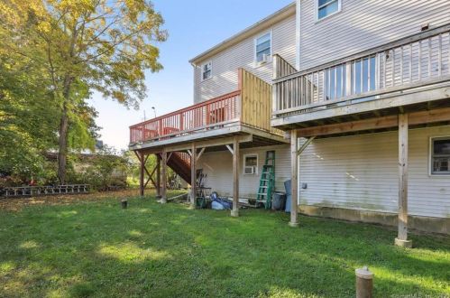 5 Abbott St, Danbury CT  06810-5309 exterior