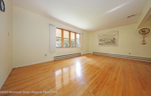 93 Poricy Ln, Tinton Falls NJ  07701-5312 exterior