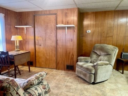 133 Laurel Ave, New Castle PA  16101-2368 exterior