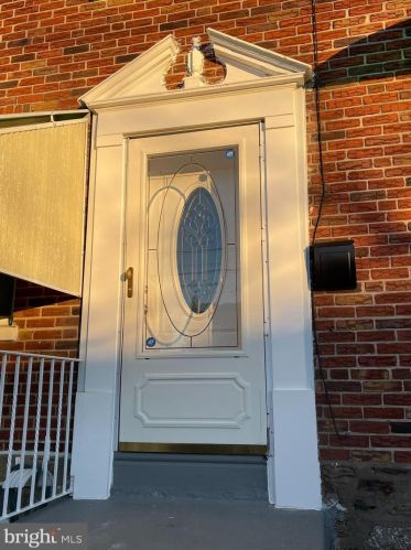 5911 Front St, Philadelphia, PA 19120-2002