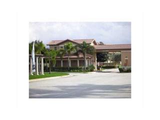 634 147th Ave, Hollywood FL  33027-6106 exterior