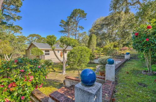 2845 Forest Lodge Rd, Pebble Beach CA  93953-2635 exterior