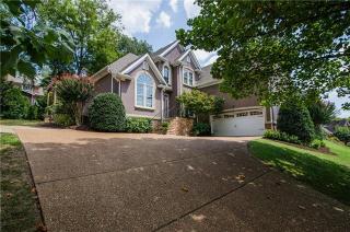 512 Crofton Park Ln, Franklin, TN 37069-6516