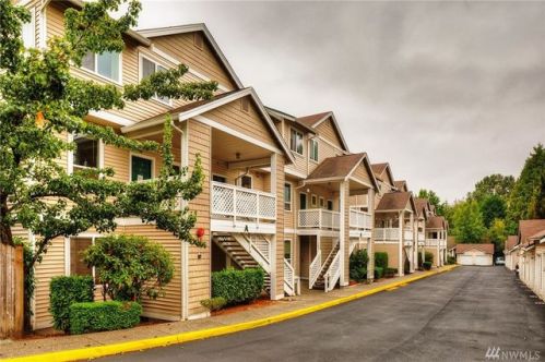 17827 80th Ave, Bothell WA  98028-1880 exterior