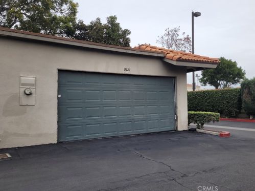 13851 La Jolla Plz, Garden Grove CA  92844-2972 exterior