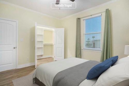 4022 Fort Bend Dr, Galveston TX  77554 exterior