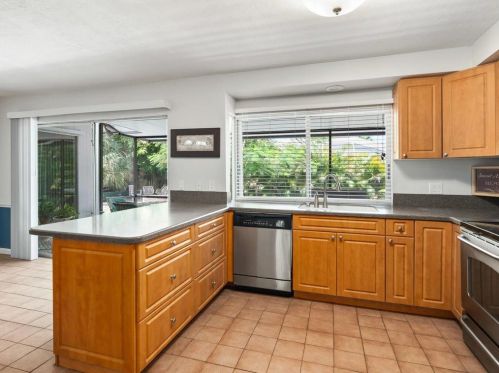 218 Bermuda Rd, Marco Island FL  34145-3969 exterior