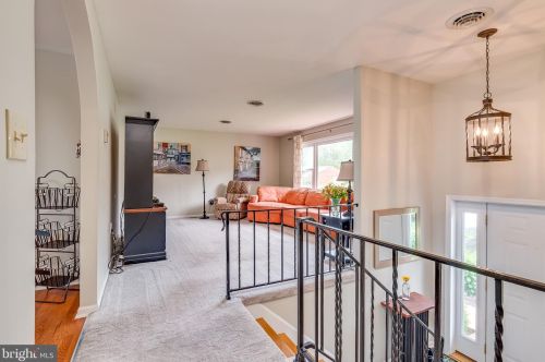 289 Packett Dr, Charles Town WV  25414-5099 exterior