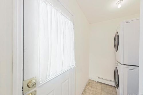 131 Watkins Ave, Middletown NY  10940-4530 exterior