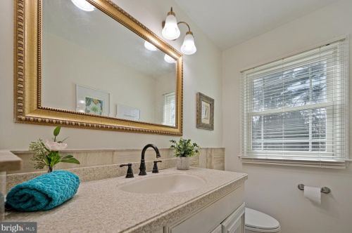 28 Fieldston Rd, Princeton NJ 08540-6429 exterior