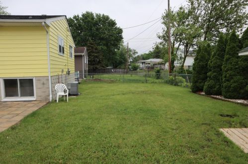 963 72nd Dr, Gary IN  46410-3867 exterior