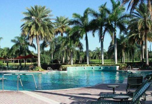 121 Lawton Rd, Fort Pierce FL  34986-2608 exterior