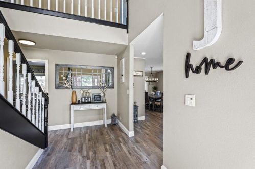 1900 Foxtail Ct, Turlock CA  95382-2890 exterior