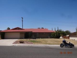 2061 Barcelona Cir, Barstow, CA 92311-6607
