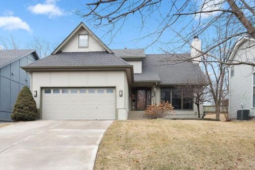 5171 Horton St, Shawnee Mission, KS 66202-4800