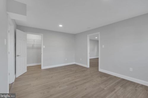 83 Hamilton Ln, Willingboro NJ  08046-1704 exterior