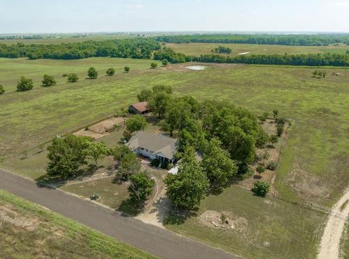 4500 County Road 347, Granger, TX 76530-5031
