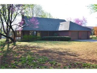 990 Sara Rd, Tuttle, OK 73089-8545
