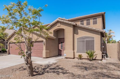 2932 Tulsa St, Chandler, AZ 85225-4083