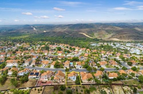 5166 Via Malaguena, Oceanside CA  92057-2636 exterior