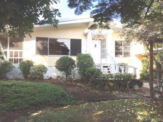 355 Ilimano Pl, Kailua, HI 96734-1877