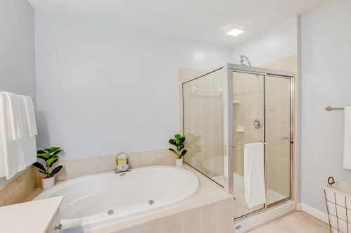 160 Fair Sailing Rd, Mount Pleasant SC  29466-8158 exterior