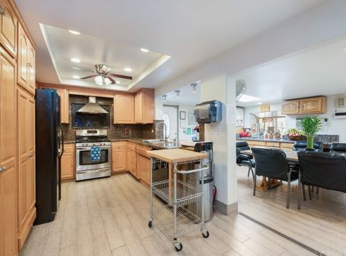 416 Jennifer Ln, Orange, CA 92869-4630