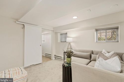 817 Quackenbos St, Washington DC 20011-1914 exterior