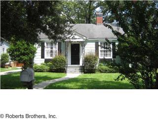 15 Benedict Pl, Mobile, AL 36606-1908