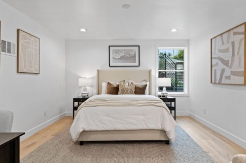 813 Lakeview Way, Redwood City CA  94062-3412 exterior