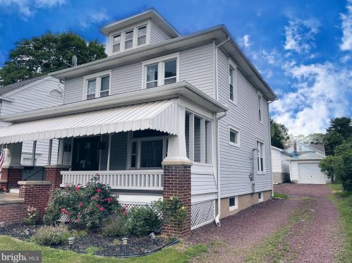 609 Main St, Weatherly, PA 18255-1212