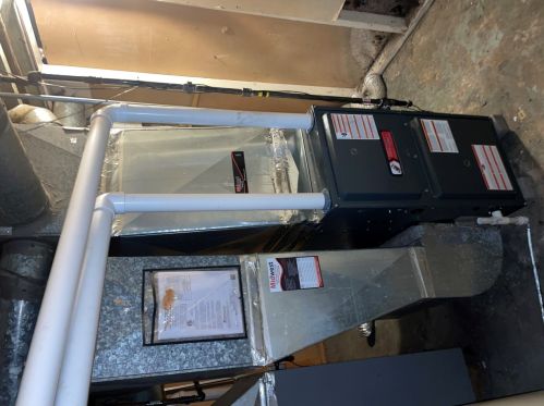 3384 37th St, Milwaukee WI  53216-3726 exterior