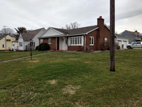 400 Koehler Dr, Hermitage, PA 16150-1840