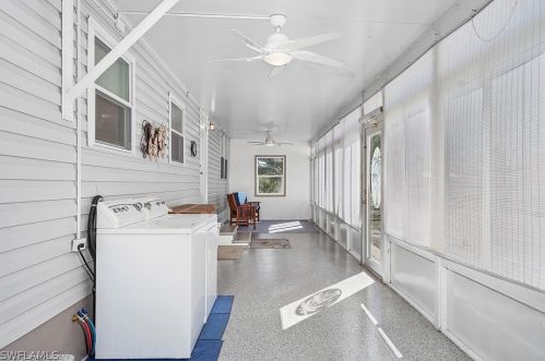 4794 Sandpiper Dr, Saint James City FL  33956-2833 exterior