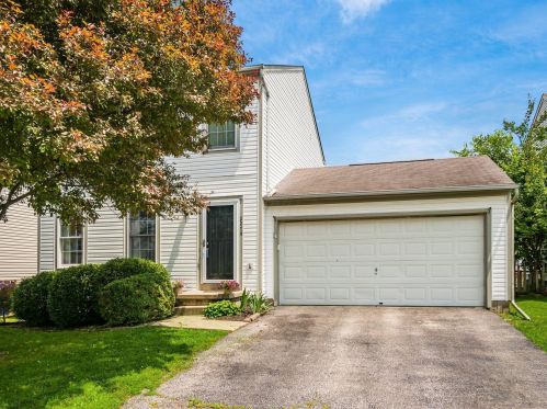 2274 Chadsterz Dr, Darbydale, OH 43123-4718