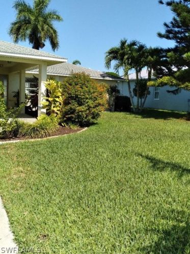 3322 1st Pl, Cape Coral, FL 33914-3100