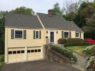 407 Church Hill Rd, Fairfield, CT 06825-1329