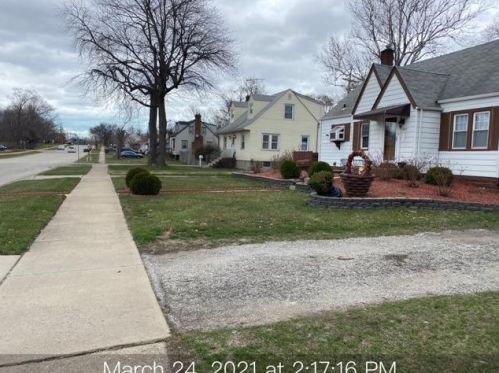 7013 Wicker Ave, Hammond, IN 46323-2006